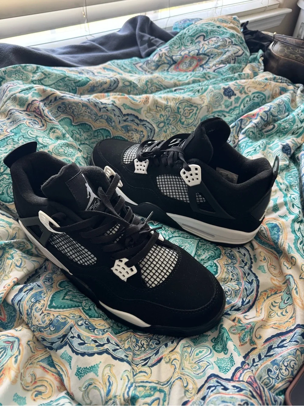Nike Air Jordan 4 Retro